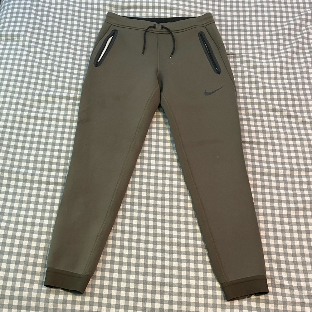 Nike Therma-Fit Joggers